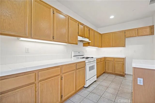 19566 Denair Court, Riverside, CA 92508