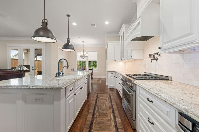 1639 Du Barry Lane, Houston, TX 77018