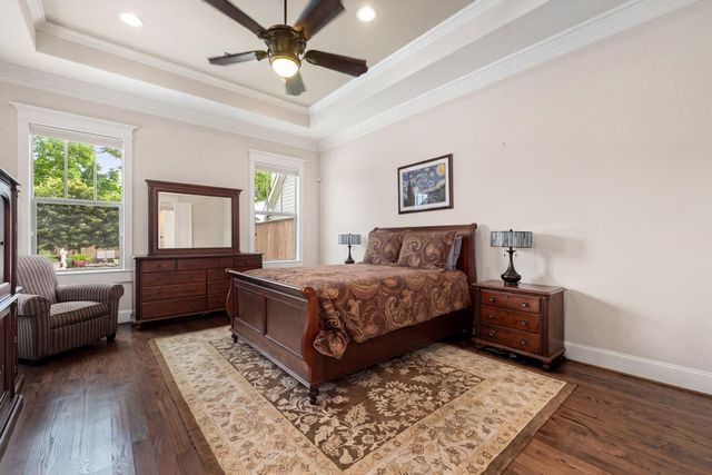 1639 Du Barry Lane, Houston, TX 77018