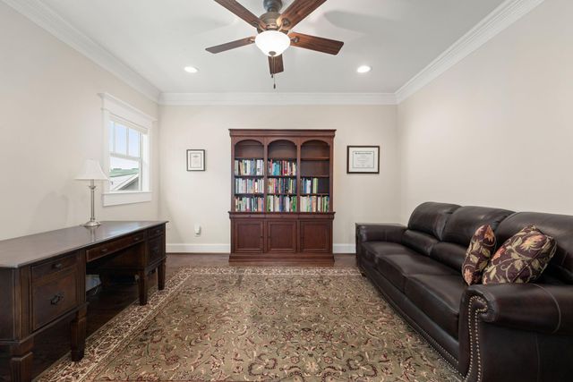 1639 Du Barry Lane, Houston, TX 77018