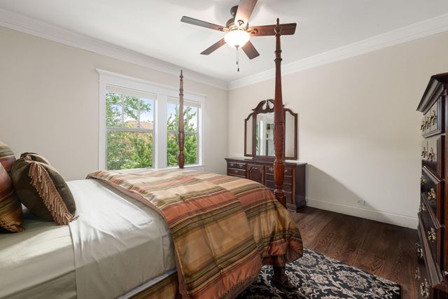 1639 Du Barry Lane, Houston, TX 77018