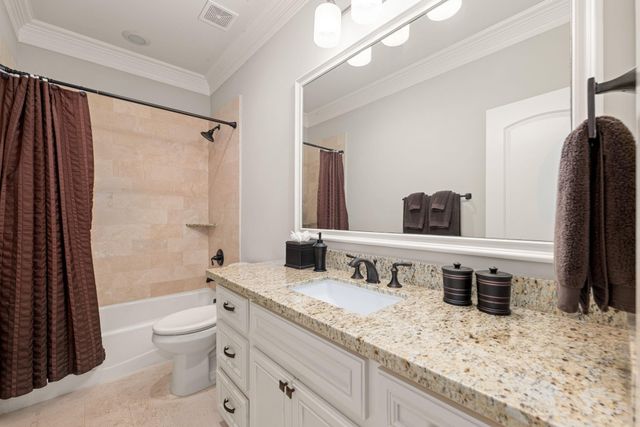 1639 Du Barry Lane, Houston, TX 77018