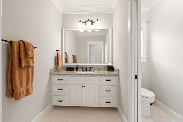 1639 Du Barry Lane, Houston, TX 77018