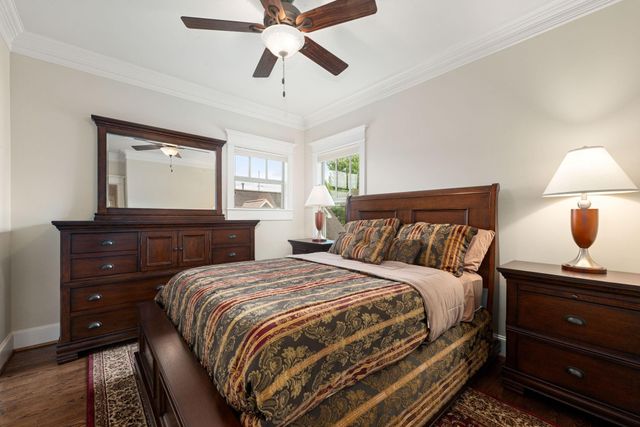 1639 Du Barry Lane, Houston, TX 77018