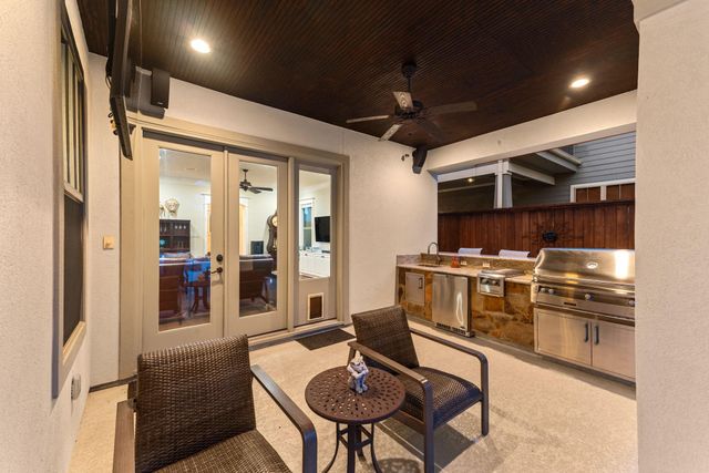 1639 Du Barry Lane, Houston, TX 77018