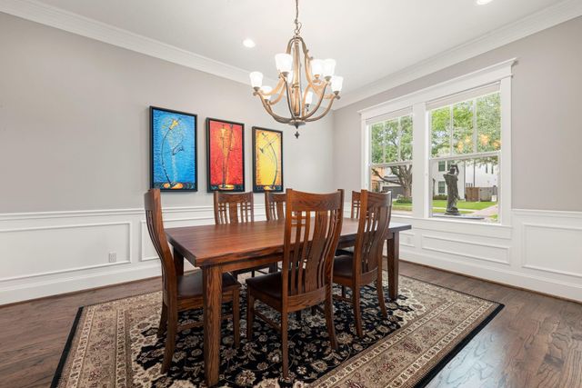 1639 Du Barry Lane, Houston, TX 77018