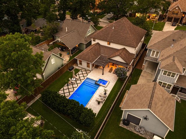 1639 Du Barry Lane, Houston, TX 77018