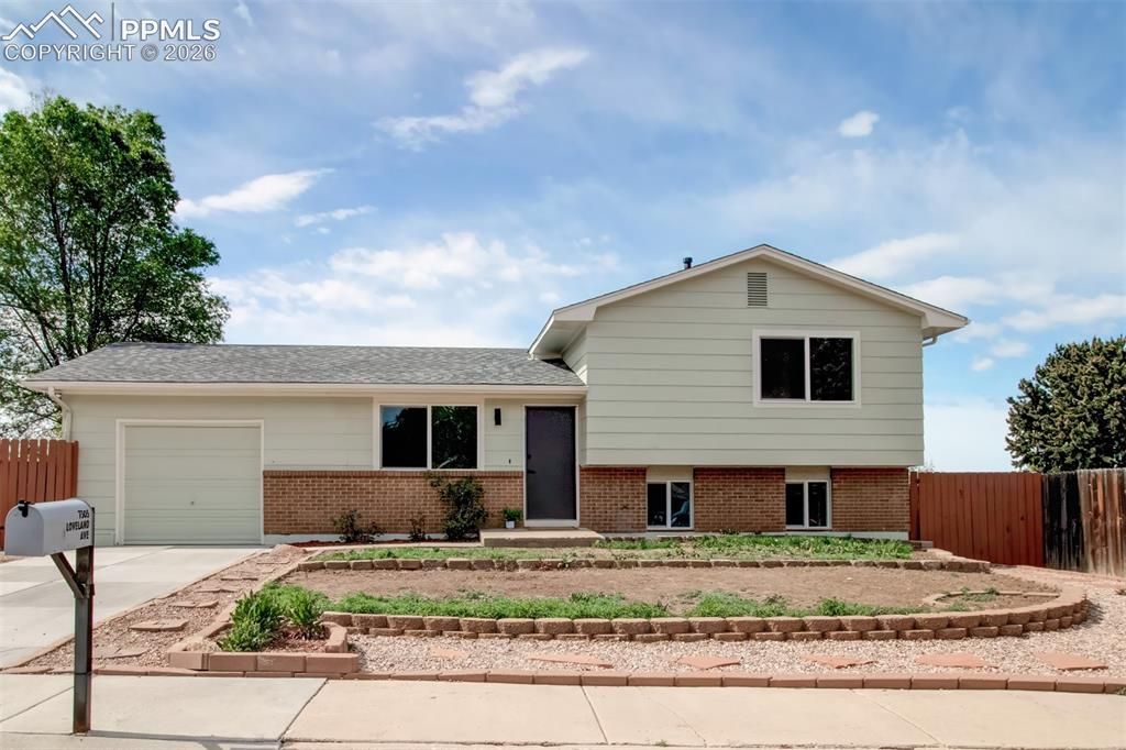 7305 Loveland Avenue, Fountain, CO 80817