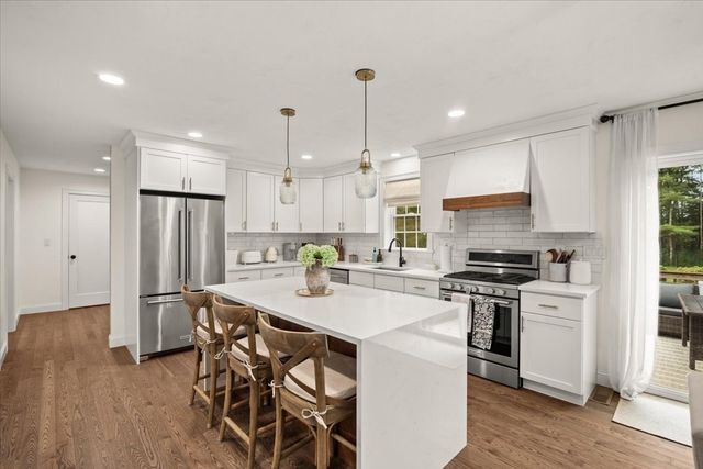 35 Rocky Meadow Street, Middleboro, MA 02346