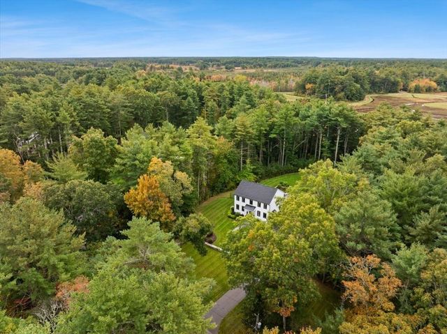 35 Rocky Meadow Street, Middleboro, MA 02346