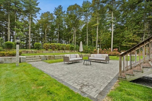 35 Rocky Meadow Street, Middleboro, MA 02346