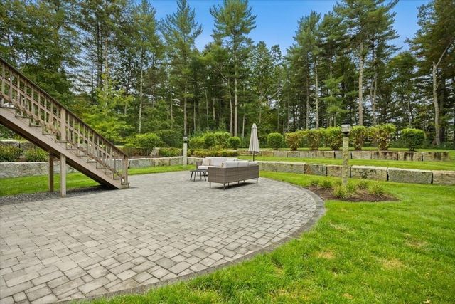 35 Rocky Meadow Street, Middleboro, MA 02346