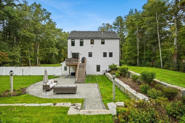 35 Rocky Meadow Street, Middleboro, MA 02346
