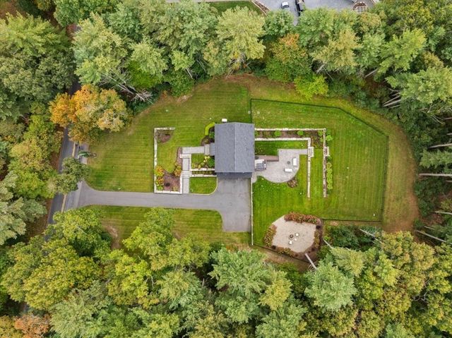 35 Rocky Meadow Street, Middleboro, MA 02346