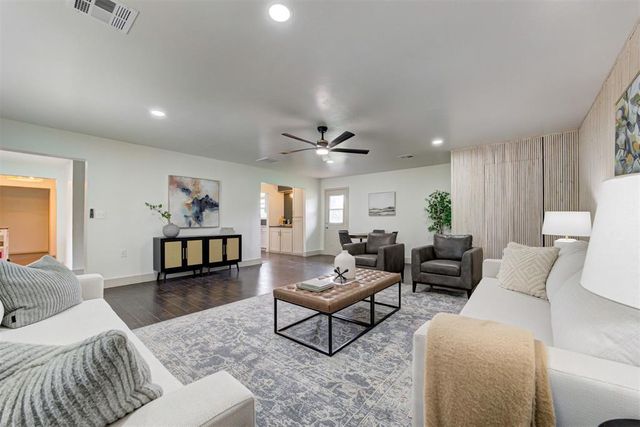 511 Highland Hills Drive, Edmond, OK 73034