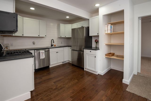 1120 Hickory Street, Niles, MI 49120