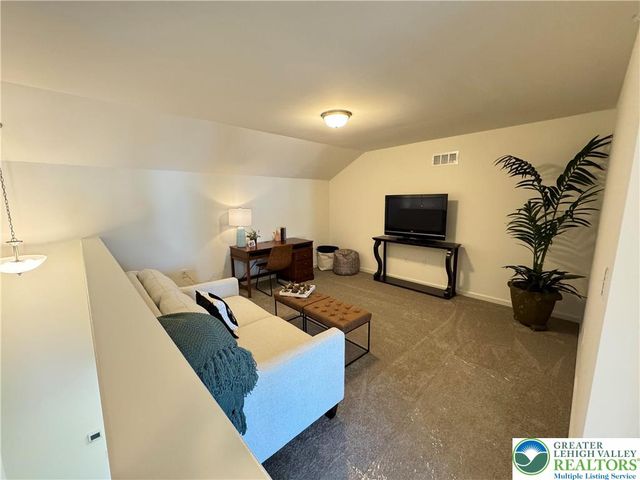 113 Timber Trail 54, Palmer Twp, PA 18045