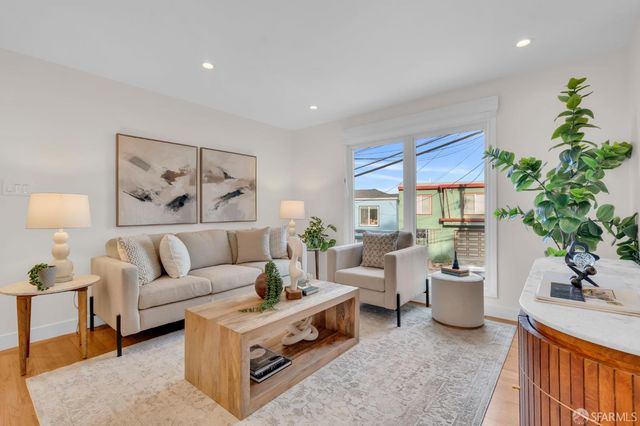 358 Los Palmos Drive, San Francisco, CA 94127