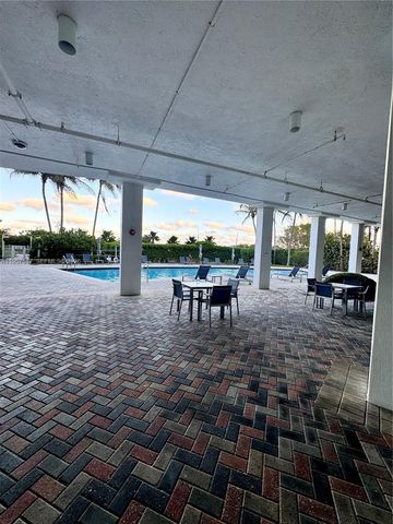 6515 Collins Ave 905, Miami Beach, FL 33141