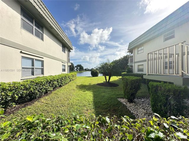 58 Monaco B 58, Delray Beach, FL 33446