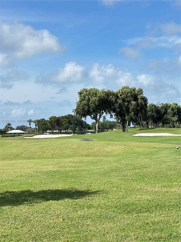 58 Monaco B 58, Delray Beach, FL 33446