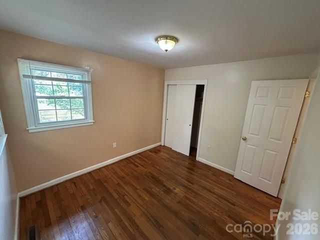 11 Mountain Road, Hendersonville, NC 28791