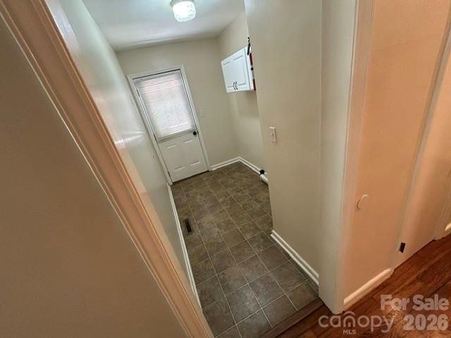 11 Mountain Road, Hendersonville, NC 28791