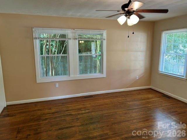 11 Mountain Road, Hendersonville, NC 28791