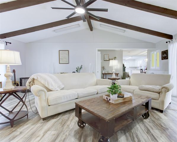 400 N Brazos ST, Granger, TX 76530