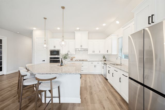 3720 Trail Creek Drive, Little Elm, TX 75068