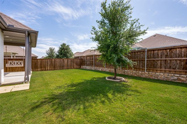 3720 Trail Creek Drive, Little Elm, TX 75068