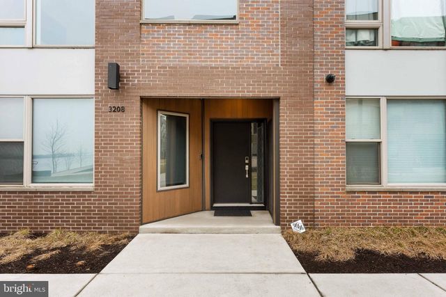 3208 PARKVIEW WALK, Philadelphia, PA 19125