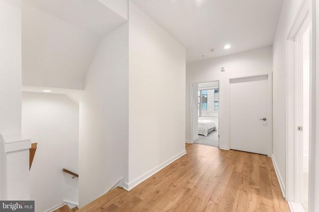 3208 PARKVIEW WALK, Philadelphia, PA 19125