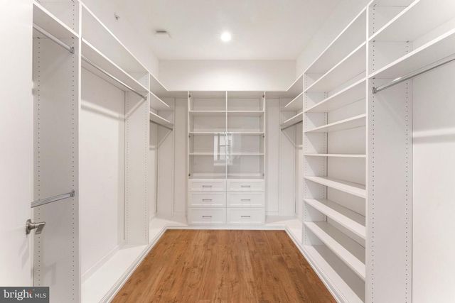 3208 PARKVIEW WALK, Philadelphia, PA 19125