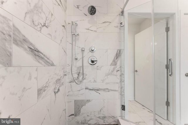 3208 PARKVIEW WALK, Philadelphia, PA 19125