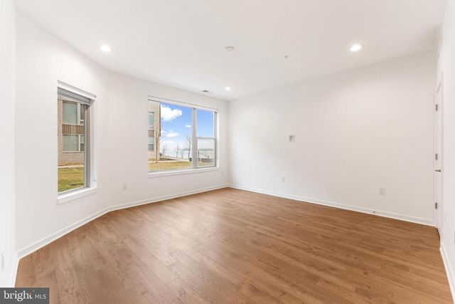 3208 PARKVIEW WALK, Philadelphia, PA 19125