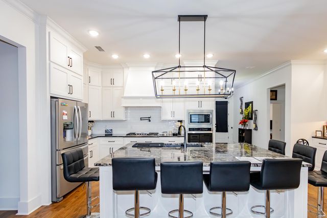 7449 Northwood Drive, Benton, AR 72019