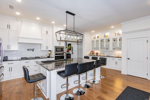 7449 Northwood Drive, Benton, AR 72019