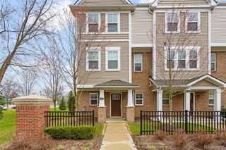 478 N Wixom Road, Wixom, MI 48393