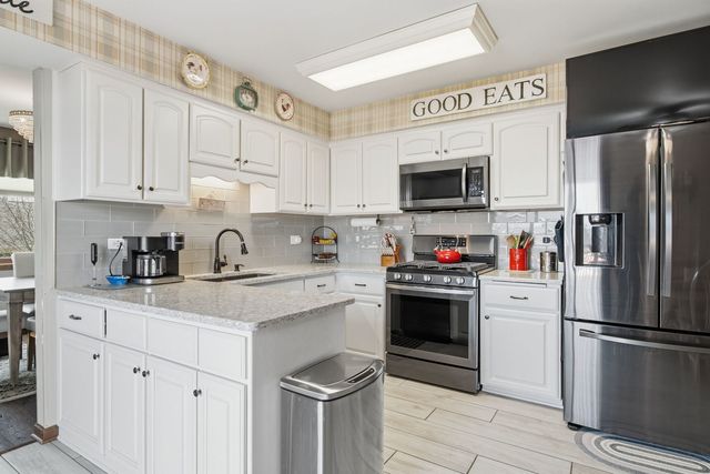 13736 W Cavecreek Court, Homer Glen, IL 60491