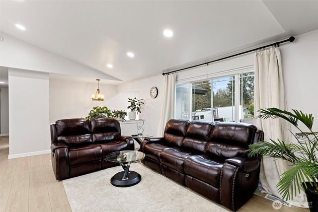 11810 SE 323rd Place, Auburn, WA 98092