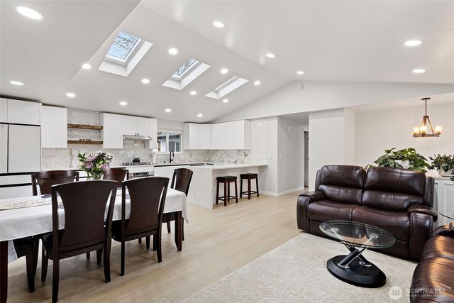 11810 SE 323rd Place, Auburn, WA 98092