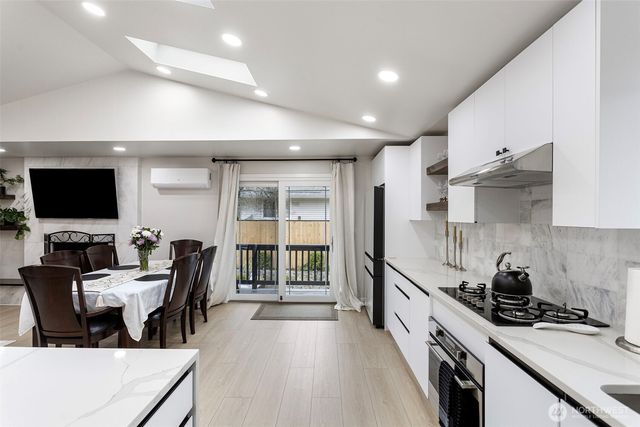 11810 SE 323rd Place, Auburn, WA 98092