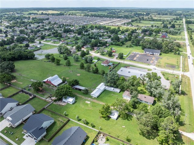 15493 N Highway 94, Pea Ridge, AR 72751