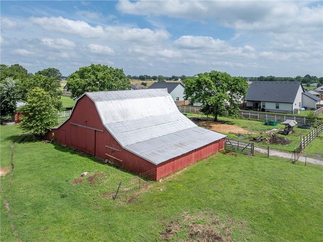 15493 N Highway 94, Pea Ridge, AR 72751