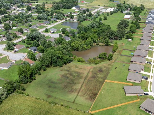 15493 N Highway 94, Pea Ridge, AR 72751
