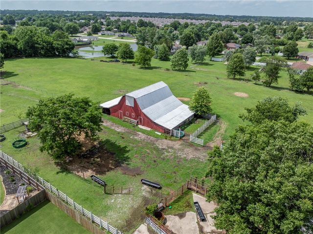 15493 N Highway 94, Pea Ridge, AR 72751