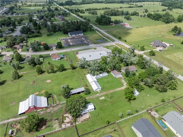 15493 N Highway 94, Pea Ridge, AR 72751