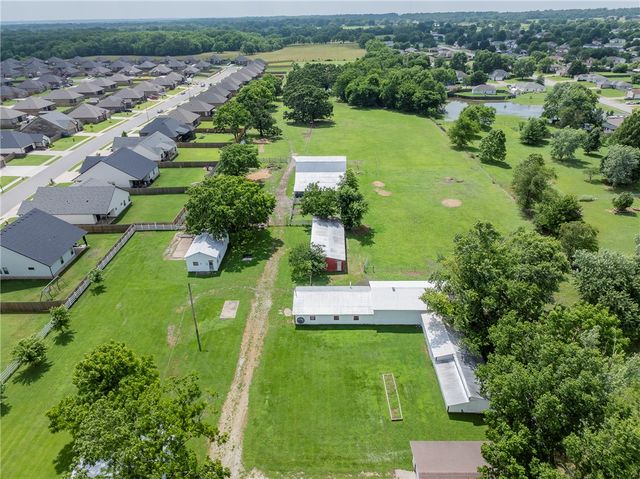 15493 N Highway 94, Pea Ridge, AR 72751