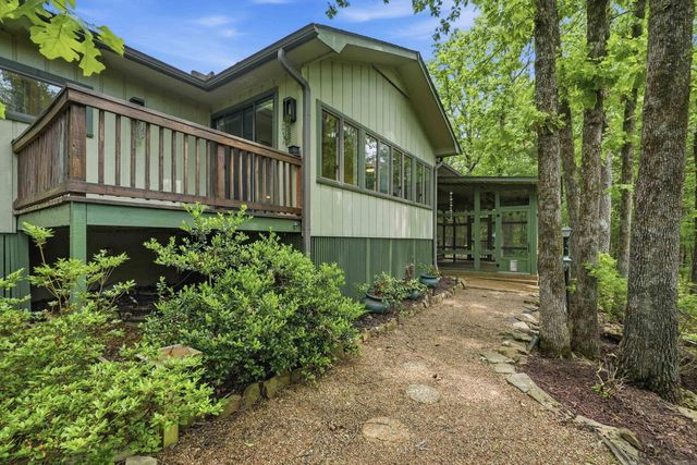 235 Robinhood Trail, Fairfield Bay, AR 72088